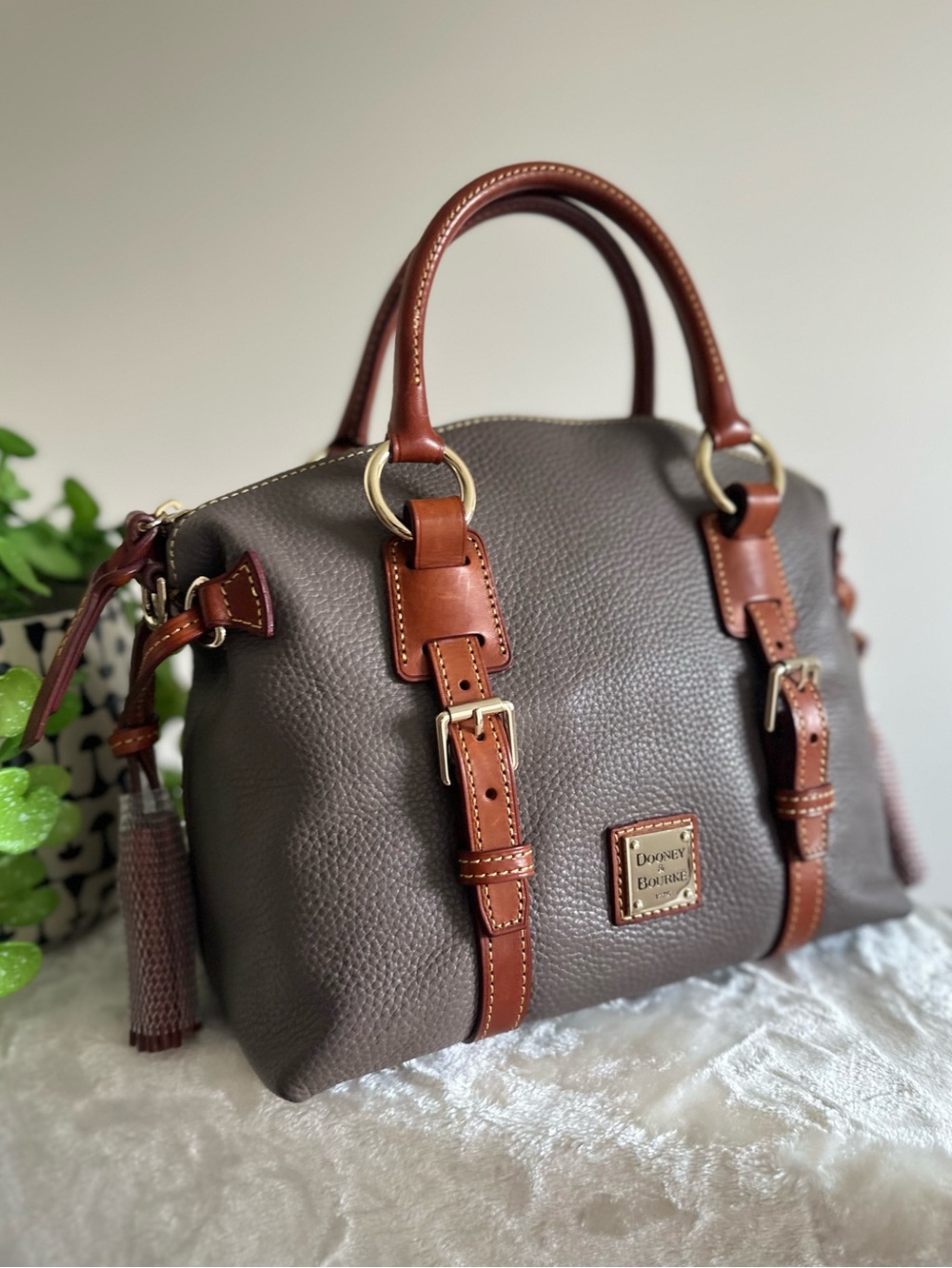 Dooney & Bourke Pebble Leather Bristol Satchel in Elephant EUC